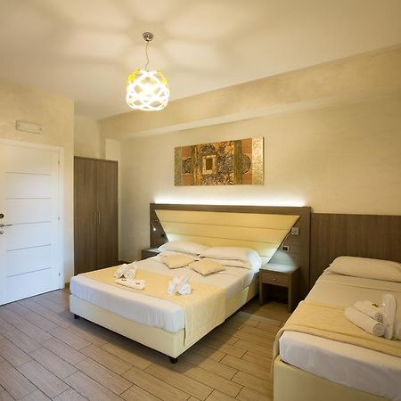 Relais Tiburtina Bed & Breakfast Rome Exterior photo