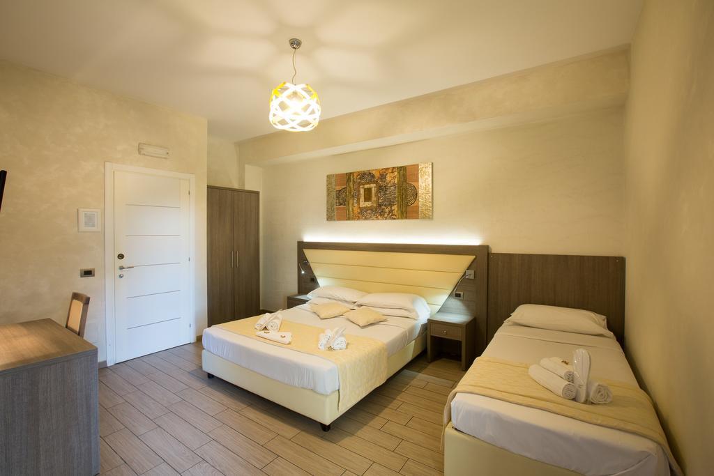 Relais Tiburtina Bed & Breakfast Rome Exterior photo