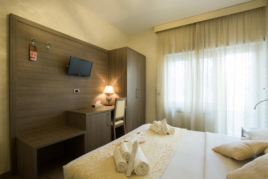 Relais Tiburtina Bed & Breakfast Rome Exterior photo